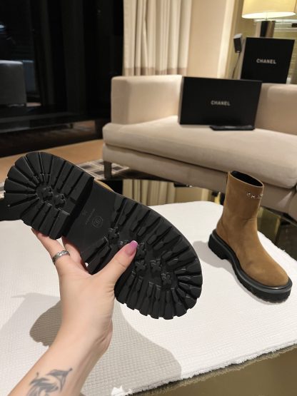 Chanel autumn and winter new green brown simple fashion boots - Image 9