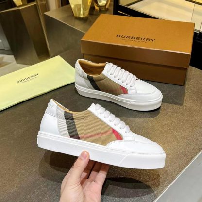 Burberry low-top sneakers - Image 8
