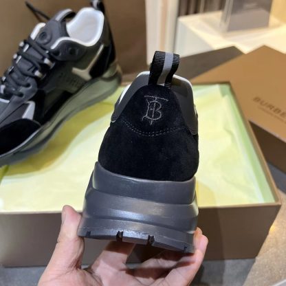 Burberry thick-soled sports shoes - Image 8