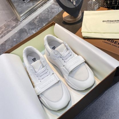 Burberry thick-soled sports shoes - Image 9