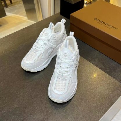 Burberry thick-soled sports shoes - Image 9