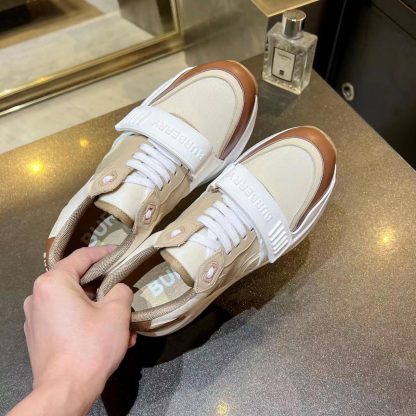 Burberry thick-soled sports shoes - Image 8