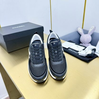 Chanel classic black and white mix and match versatile casual sneakers - Image 9