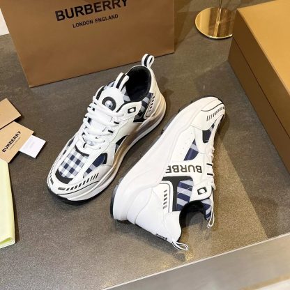 Burberry thick-soled sports shoes - Image 8