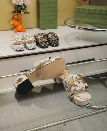 Gucci platform slippers - Image 10