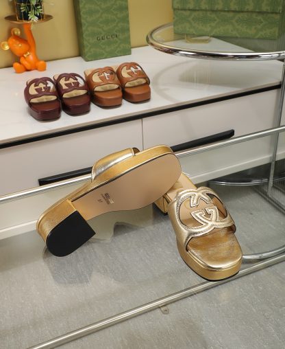 Gucci platform slippers - Image 9
