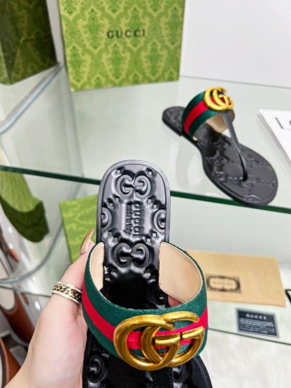 Gucci flat flip flops - Image 10