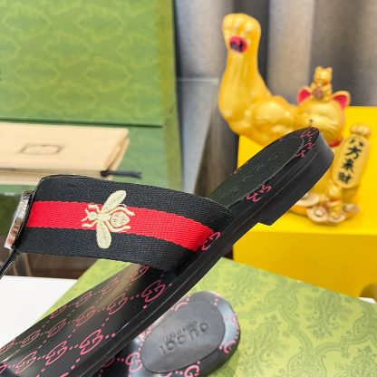 Gucci women's flat slippers - Image 8