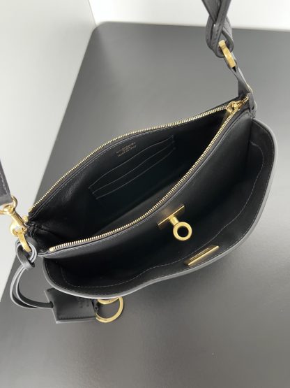 Balenciaga Rodeo Shoulder Bag - Image 9