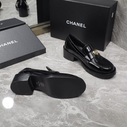 Chanel early spring new love buckle thick heel black loafers heel height 4.5cm - Image 9