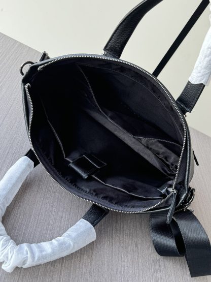 Prada Trendy Handbag - Image 9