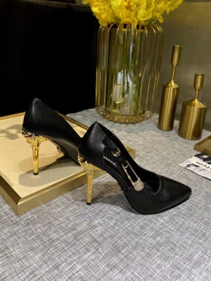 VERSACE fashionable elegant high heels - Image 7