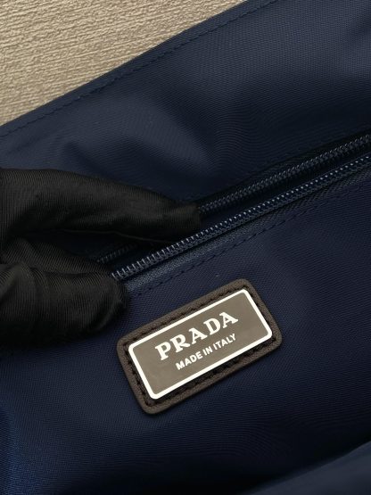 Prada's new sports messenger bag - Image 9
