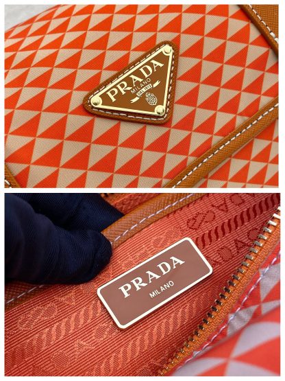 Prada printed nylon messenger bag - Image 9