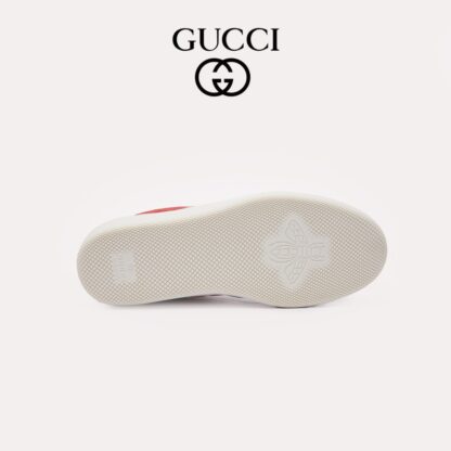 Gucci's latest hot-selling sneakers for couples - Image 10