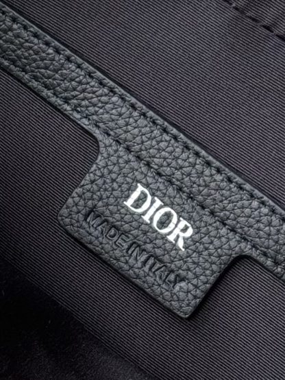 Dior Crossbody Rider 2.0 Zip Messenger Bag - Image 9