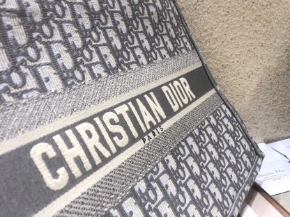 Dior large size TOTE bag - Image 9