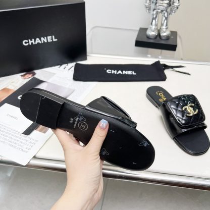Chanel early spring dance shoes series European and American catwalk new slippers - Image 9
