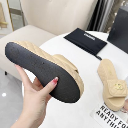 Chanel apricot spring and summer series European and American catwalk new slippers heel height 6.5 - Image 9
