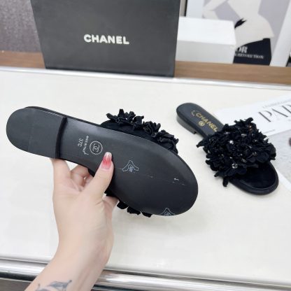 Chanel Spring/Summer Dance Shoes Collection Black Retro Printed Brick Slippers - Image 9