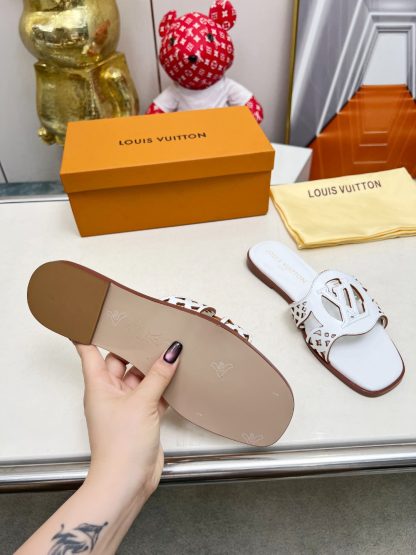 Louis Vuitton's new hollow slippers - Image 8
