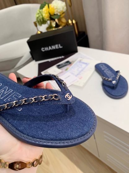 Chanel Spring New Dark Blue Chain Flip-Flops - Image 9