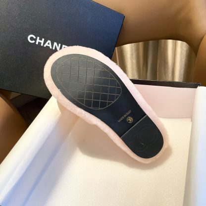 Chanel new pink pure natural lambswool slippers - Image 9