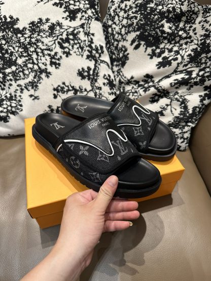 Louis Vuitton new style slippers with Velcro - Image 9