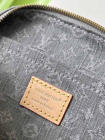 Louis Vuitton SPEEDY SOFT Denim Pillow Bag - Image 9