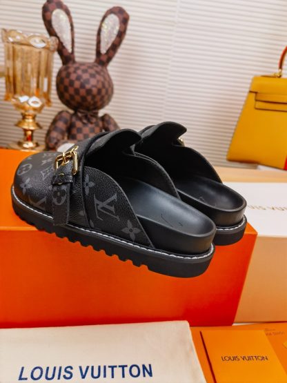 Louis Vuitton monogram bread slippers - Image 9