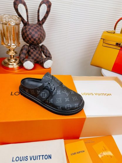 Louis Vuitton monogram bread slippers - Image 9