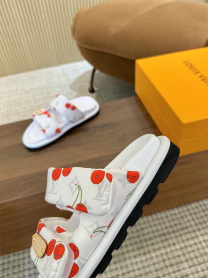 Louis Vuitton classic old pattern slippers - Image 9