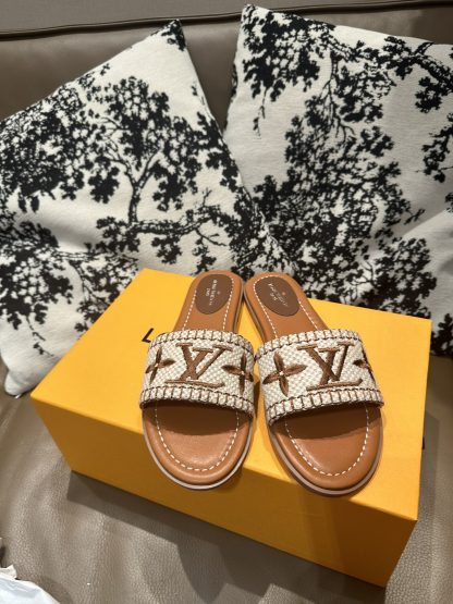 Louis Vuitton New Classic Slippers with Embroidery - Image 9