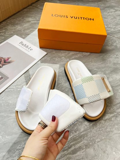 Louis Vuitton Pool Pillow Comfort Flat Sandals - Image 8