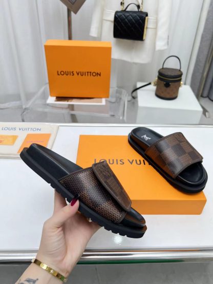 Louis Vuitton trainer sandals - Image 9