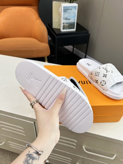 Louis Vuitton trainer sandals - Image 9