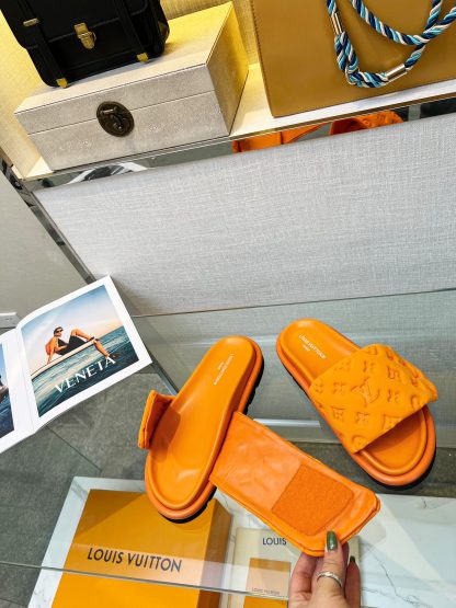 Louis Vuitton Pool Pillow Comfort Slide Sandals - Image 8