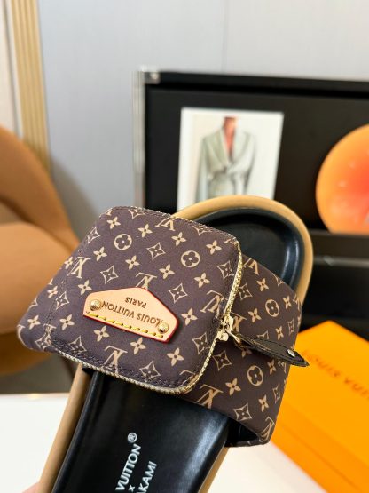 Louis Vuitton Pool Pillow Comfort Slide Sandals - Image 9