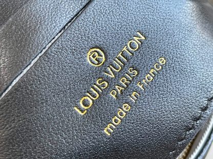 Louis Vuitton New Three-Color Wallet on Strap Handbag - Image 9