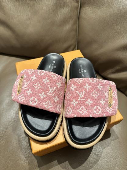 Louis Vuitton pink denim slippers - Image 9
