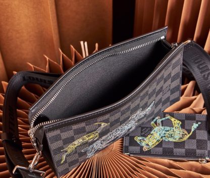 Louis Vuitton Clutch Crossbody Bag Dual-purpose Gaston Wearable Wallet Handbag - Image 9