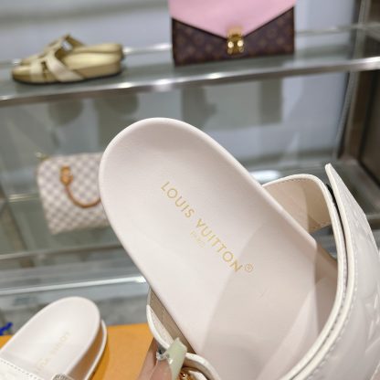 Louis Vuitton Spring and Summer New Slippers - Image 17