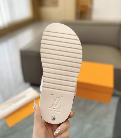 Louis Vuitton SUNSET COMFORT Slides - Image 9