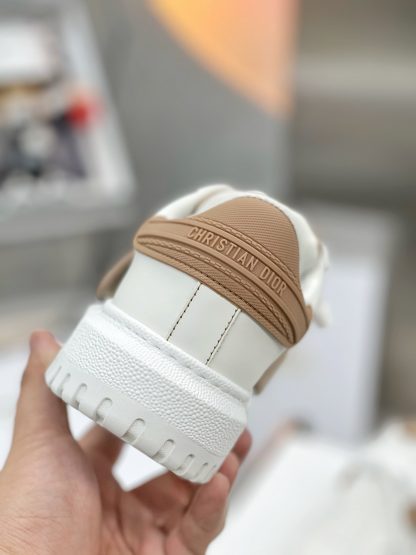 Dior shell toe white shoes - Image 9