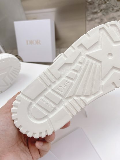 Dior retro fashion shell toe white shoes - Image 9