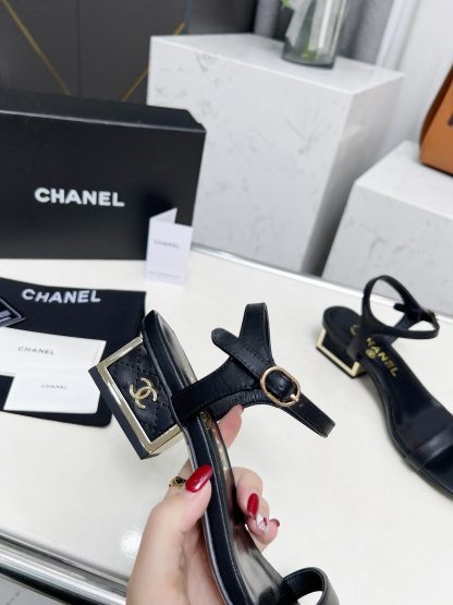 Chanel black one-strap gold-plated heel sandals Heel height: 3.5cm - Image 9