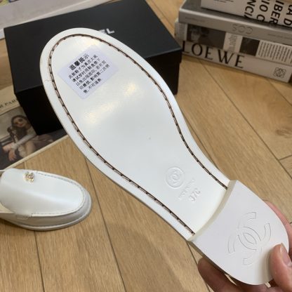 Chanel Early Spring White Classic Perfect Match Flash Brick Daily Sandals - Image 9