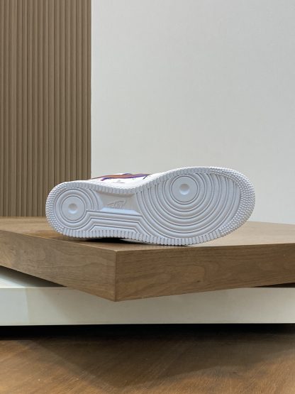 Louis Vuitton casual sneakers - Image 9