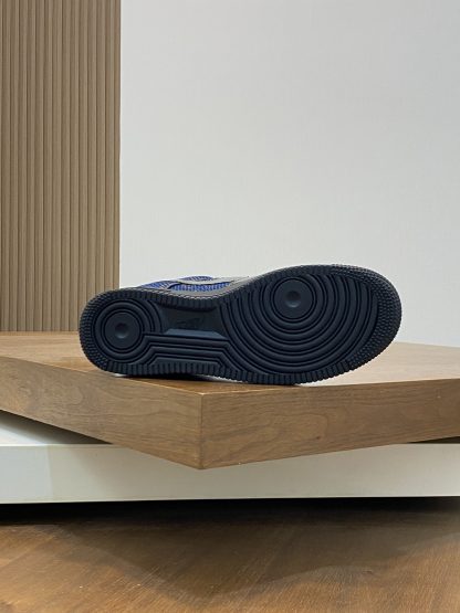 Louis Vuitton casual sneakers - Image 9
