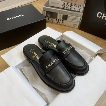 Chanel spring and summer new black high-end diamond buckle letter cowhide butter lazy half-slip sandals - Image 9